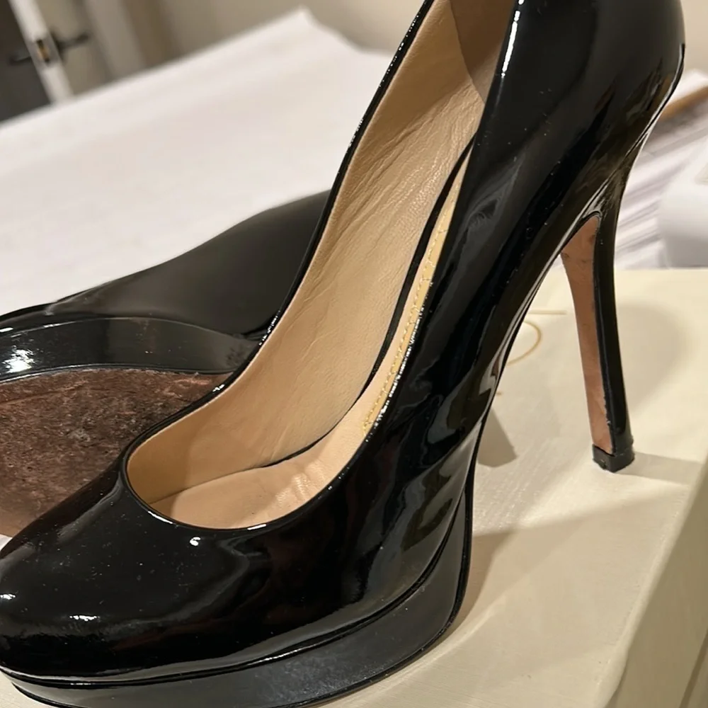 Joan & David Collection Women's Flipp Platform Pump,Black Patent